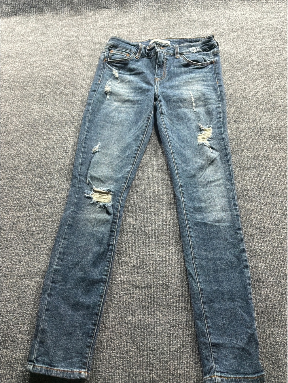 Madewell Distressed Skinny Jeans in Medium Blue Wash